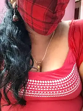 Snapshot of mallu-sumi chatting on 03/15/25, 05:30 mallu-sumi online show from 03/15/25, 05:30