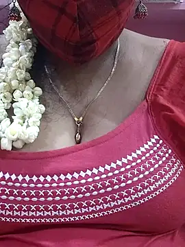 Snapshot of mallu-sumi chatting on 03/16/25, 07:06 mallu-sumi online show from 03/16/25, 07:06