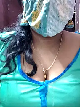 Snapshot of mallu-sumi chatting on 03/21/25, 05:21 mallu-sumi online show from 03/21/25, 05:21