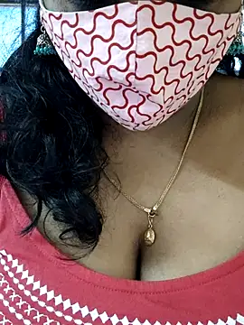 Snapshot of mallu-sumi chatting on 03/23/25, 01:09 mallu-sumi online show from 03/23/25, 01:09