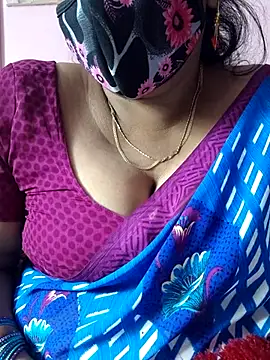 mallu-sumi online show from 11/06/25, 05:52