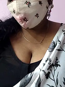 mallu-sumi online show from 11/20/25, 05:07