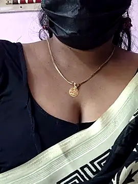 mallu-sumi online show from 02/24/26, 05:49