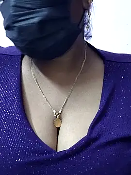 mallu-sumi online show from 04/17/26, 04:21