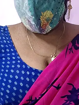 Snapshot of mallu-sumi chatting on 07/13/26, 07:05 mallu-sumi online show from 07/13/26, 07:05