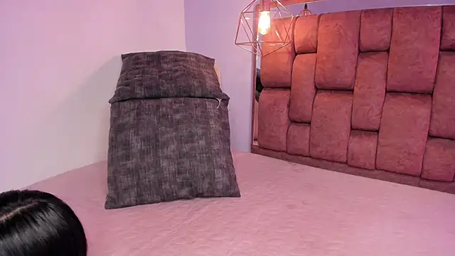 kristakinnky online show from 04/22/26, 11:56