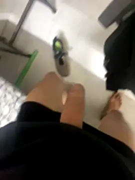 Snapshot of wknows2 chatting on 11/04/25, 07:24 wknows2 online show from 11/04/25, 07:24