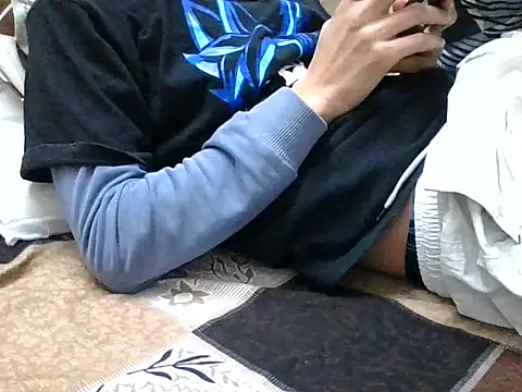 Snapshot of wknows2 chatting on 01/11/26, 03:39 wknows2 online show from 01/11/26, 03:39