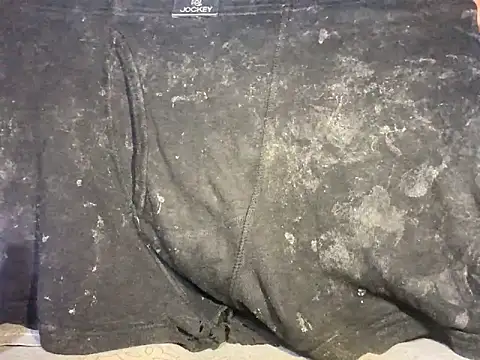 barenlund456 online show from 12/22/25, 08:28