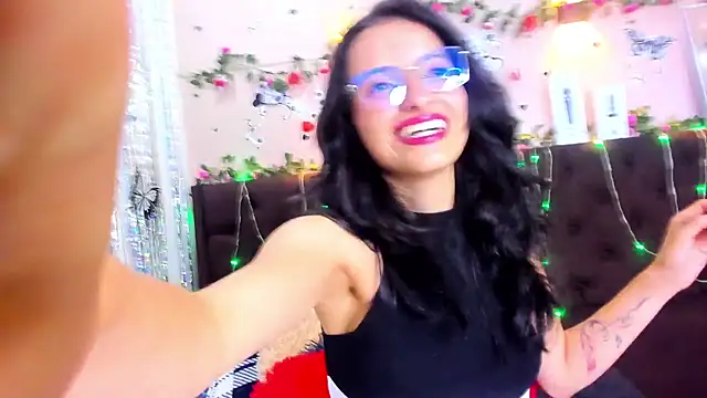 HottCandy21 online show from 03/07/25, 08:33