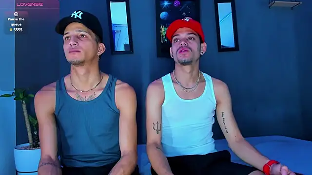 Snapshot of Friendsofeverything_ chatting on 02/07/25, 11:45 Friendsofeverything  online show from 02/07/25, 11:45