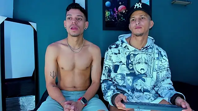 Snapshot of Friendsofeverything_ chatting on 03/08/25, 01:47 Friendsofeverything  online show from 03/08/25, 01:47