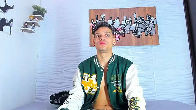 Snapshot of Friendsofeverything_ chatting on 09/12/25, 12:16 Friendsofeverything  online show from 09/12/25, 12:16