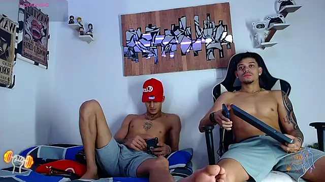 Friendsofeverything  online show from 03/10/26, 02:44