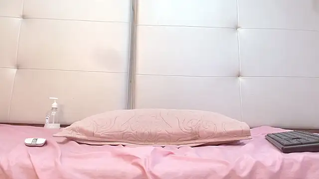 Alisson Freckles online show from 12/13/24, 03:49