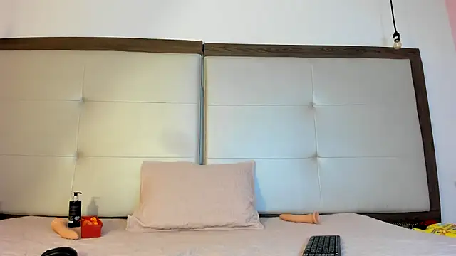 Alisson Freckles online show from 02/07/25, 11:34