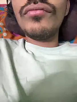 Snapshot of Privateseducer chatting on 03/19/25, 10:20 Privateseducer online show from 03/19/25, 10:20