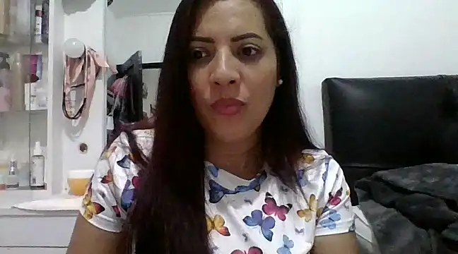 Snapshot of Anne_kis chatting on 12/04/24, 11:13 Anne kis online show from 12/04/24, 11:13