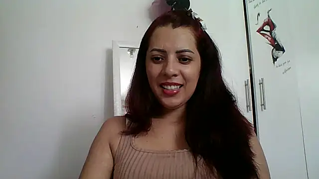 Snapshot of Anne_kis chatting on 12/19/24, 06:34 Anne kis online show from 12/19/24, 06:34