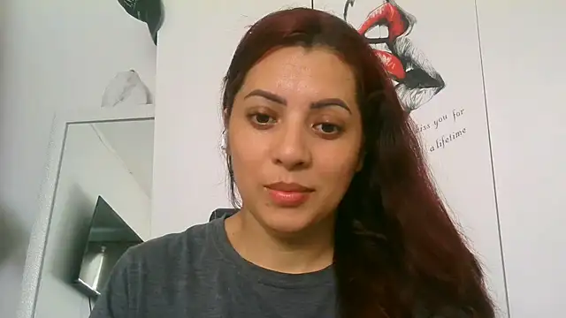 Snapshot of Anne_kis chatting on 01/13/25, 06:59 Anne kis online show from 01/13/25, 06:59