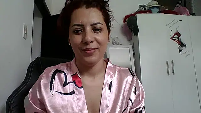 Snapshot of Anne_kis chatting on 02/01/25, 07:13 Anne kis online show from 02/01/25, 07:13