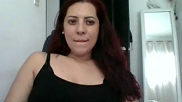 Snapshot of Anne_kis chatting on 02/06/25, 05:51 Anne kis online show from 02/06/25, 05:51