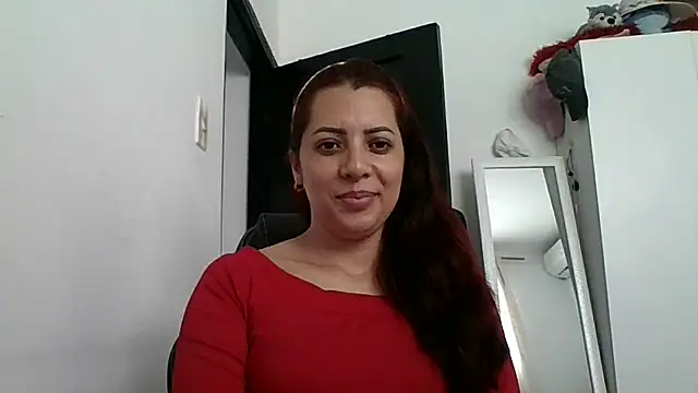 Snapshot of Anne_kis chatting on 02/07/25, 05:51 Anne kis online show from 02/07/25, 05:51