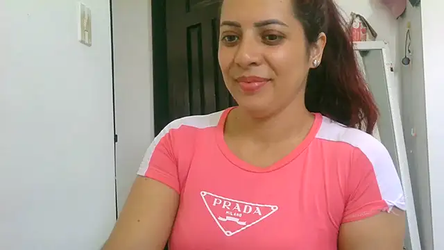Snapshot of Anne_kis chatting on 09/12/25, 05:35 Anne kis online show from 09/12/25, 05:35