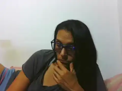 latinbrunettet online show from 02/17/25, 05:32