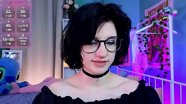 Snapshot of dark_vamp_ chatting on 01/16/25, 05:23 dark vamp online show from 01/16/25, 05:23