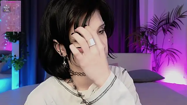 Snapshot of dark_vamp_ chatting on 01/20/25, 02:03 dark vamp online show from 01/20/25, 02:03