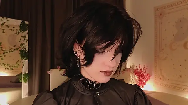 Snapshot of dark_vamp_ chatting on 02/21/25, 09:54 dark vamp online show from 02/21/25, 09:54