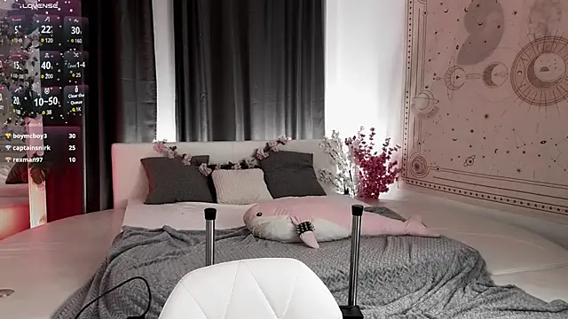 Snapshot of dark_vamp_ chatting on 03/08/25, 03:24 dark vamp online show from 03/08/25, 03:24