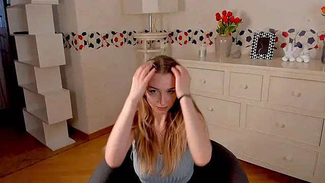 BreckAngwin online show from 02/08/25, 02:49