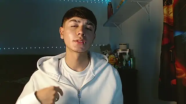 Snapshot of Im_juanda chatting on 12/27/24, 11:21 Im juanda online show from 12/27/24, 11:21