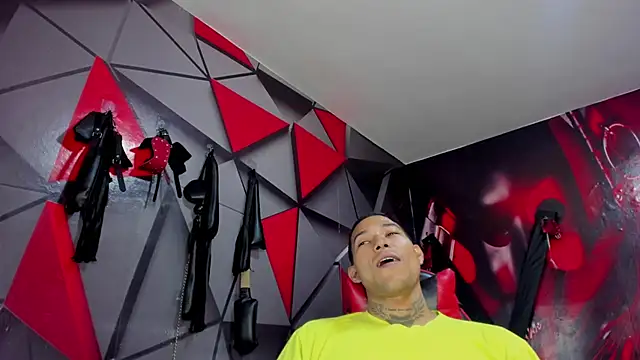 Hana and Zeta online show from 09/12/25, 12:16