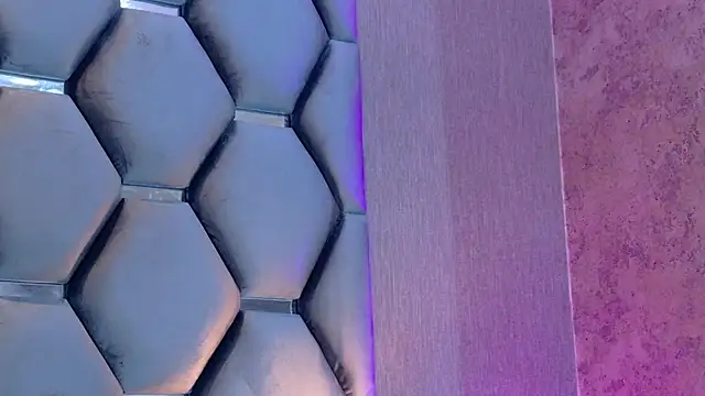 VanessaGlenn online show from 07/06/26, 12:24
