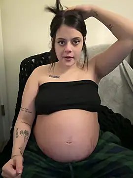 Snapshot of Sashabbay chatting on 02/25/26, 05:17 Sashabbay online show from 02/25/26, 05:17