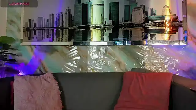 karla 999 online show from 03/21/25, 11:45