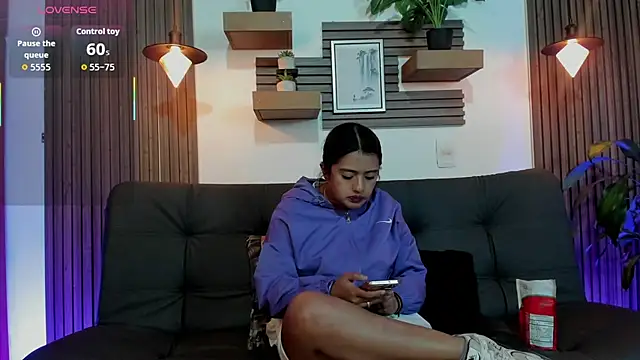 karla 999 online show from 09/22/25, 11:18