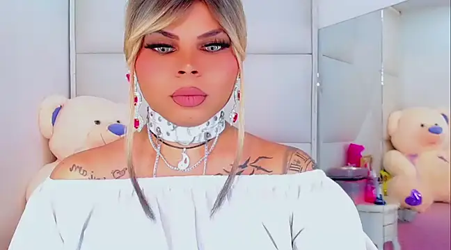 Snapshot of AdanKinng chatting on 01/29/25, 07:15 AdanKinng online show from 01/29/25, 07:15