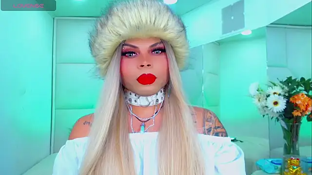 Snapshot of AdanKinng chatting on 09/14/25, 05:28 AdanKinng online show from 09/14/25, 05:28