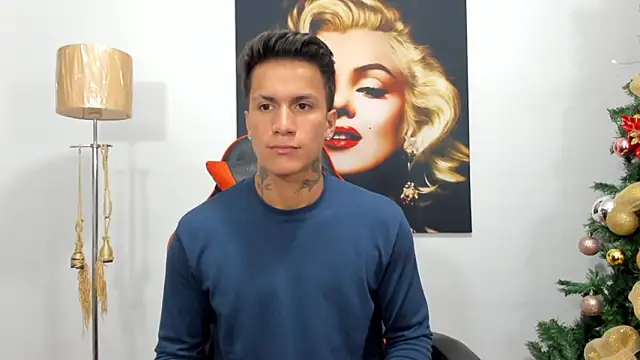 Snapshot of pettergrey1 chatting on 12/28/24, 11:26 pettergrey1 online show from 12/28/24, 11:26