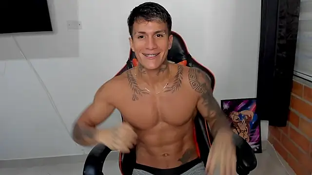 Snapshot of pettergrey1 chatting on 10/22/25, 10:42 pettergrey1 online show from 10/22/25, 10:42