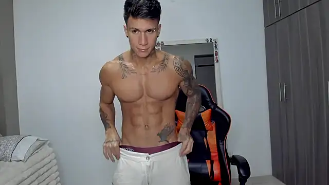 Snapshot of pettergrey1 chatting on 02/16/26, 12:12 pettergrey1 online show from 02/16/26, 12:12