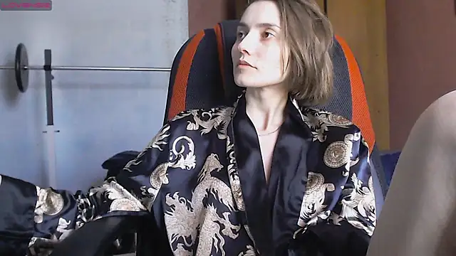 womanstrong78 online show from 03/11/25, 11:01