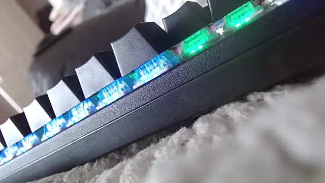 Heracles00 online show from 10/27/25, 02:21