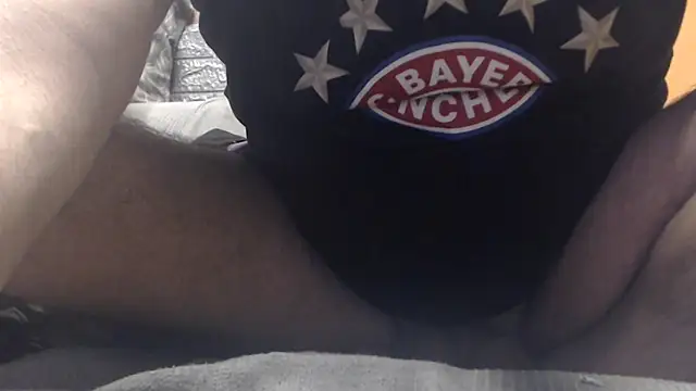 johngreece1 online show from 02/10/25, 07:04