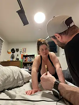 couplelti2 online show from 02/23/25, 03:56