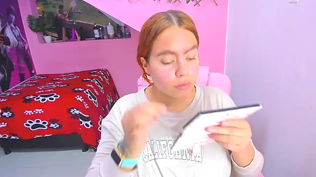 Snapshot of marcellaa303av chatting on 03/03/25, 02:36 marcellaa303av online show from 03/03/25, 02:36